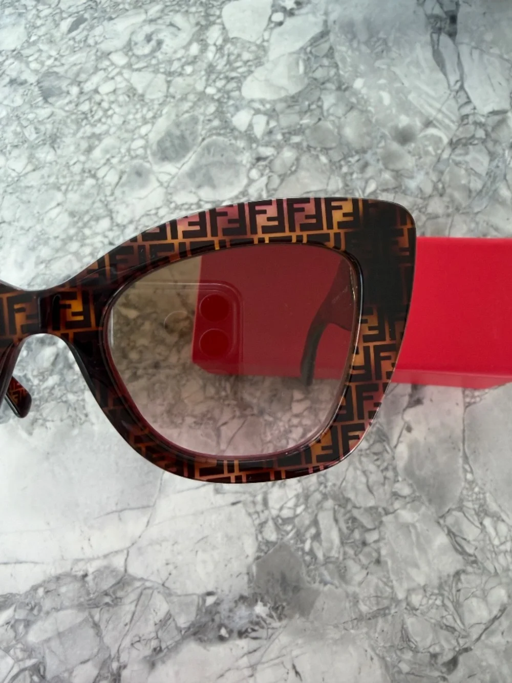 Fendi Monogram Sunglasses - Picture 7 of 8